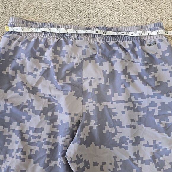 Spyder Gray Camo Lightweight Athletic Activewear Shorts - Size Large - Picture 6 of 9